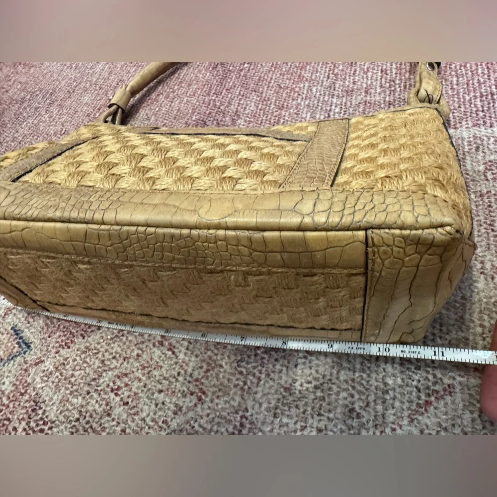 Adrianne vittadini leather and rattan small shoulder bag in like new condition